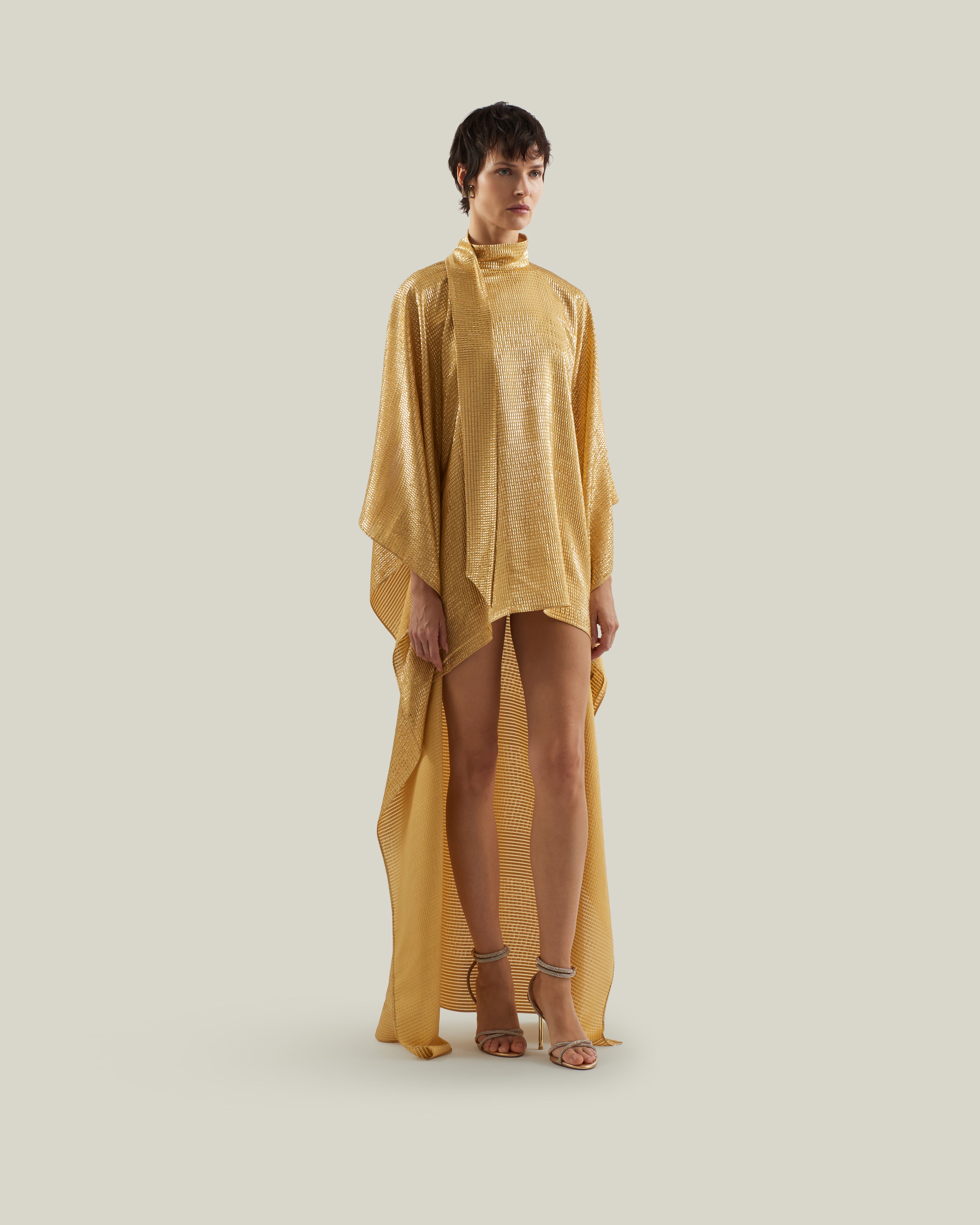 Denver Sunrise Kaftan in Antique Gold - Tree-dimensional lurex fil coupè high-neck asymmetrical short kaftan
