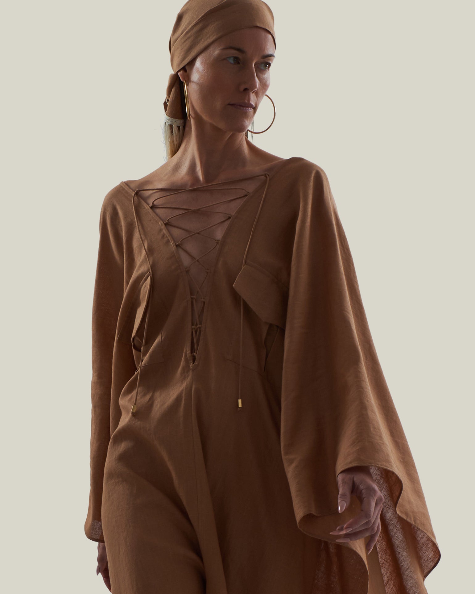 Bonny Headscarf in Camel-Ivory - Linen fringed headscarf
