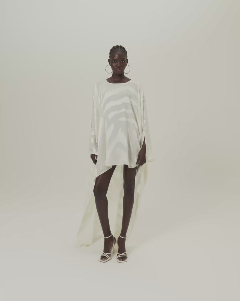 Thar Kaftan in Ivory - Zebra motif fil coupè high-low hem short kaftan with cuffs